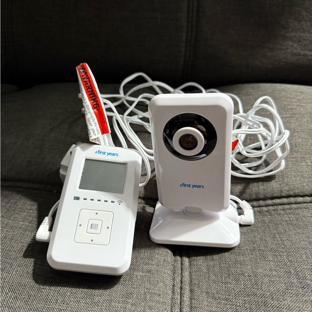 White Baby Monitor with Camera